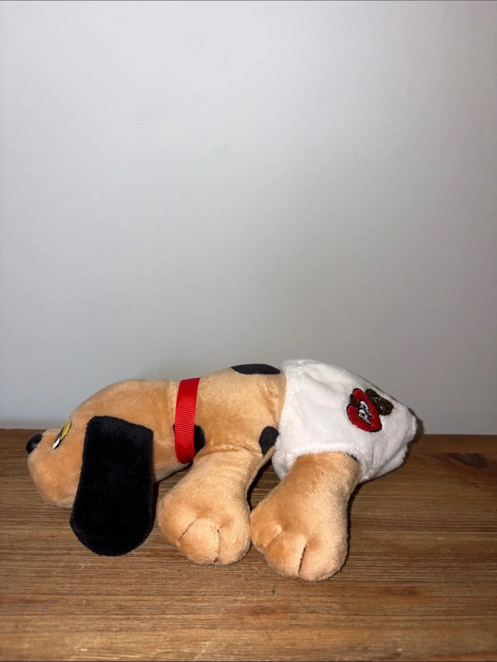 Vintage Plush Puppy Pound Dog Toy with Red Collar - Soft Tan & Black Puppy